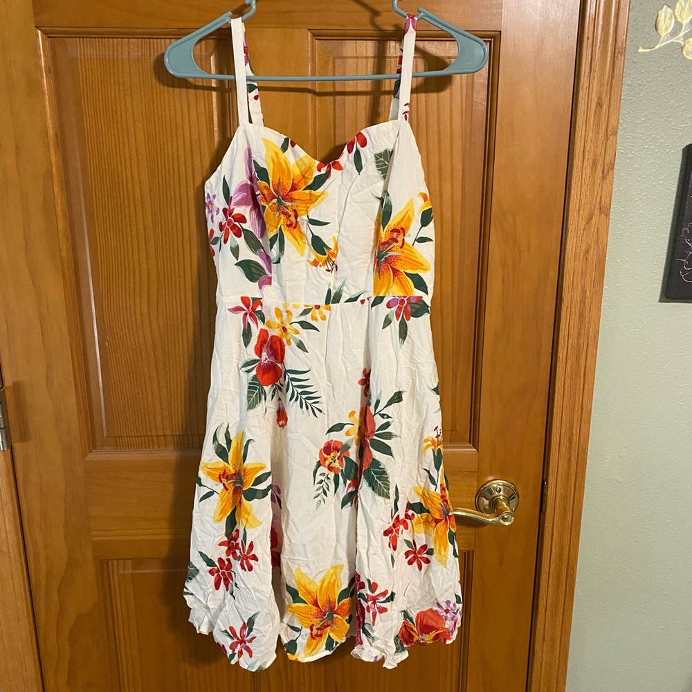 Old Navy Kids Floral Dress - White with Red and Yellow Flowers